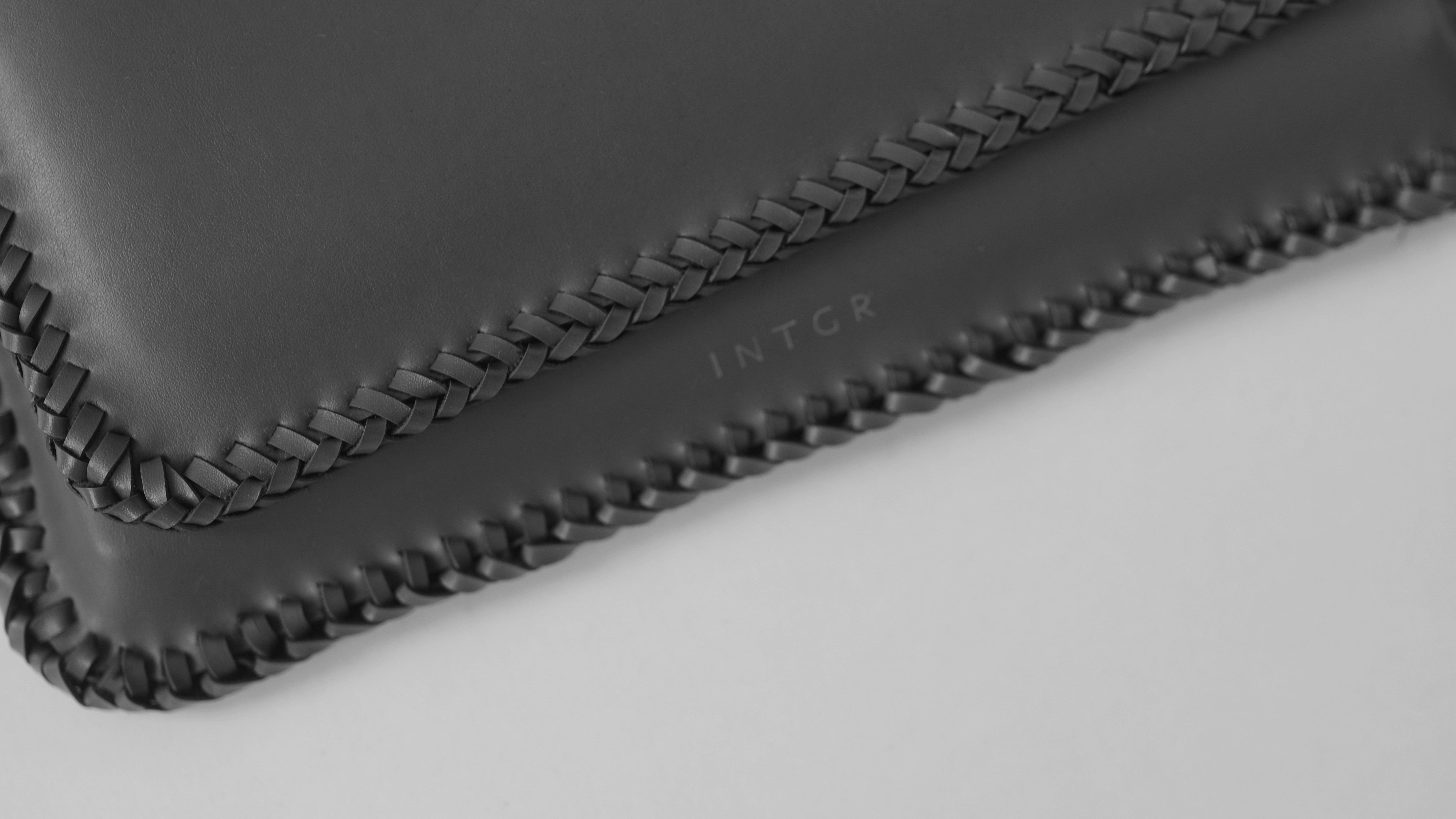 INTGR Vegan Leather Laptop Sleeve MIrum